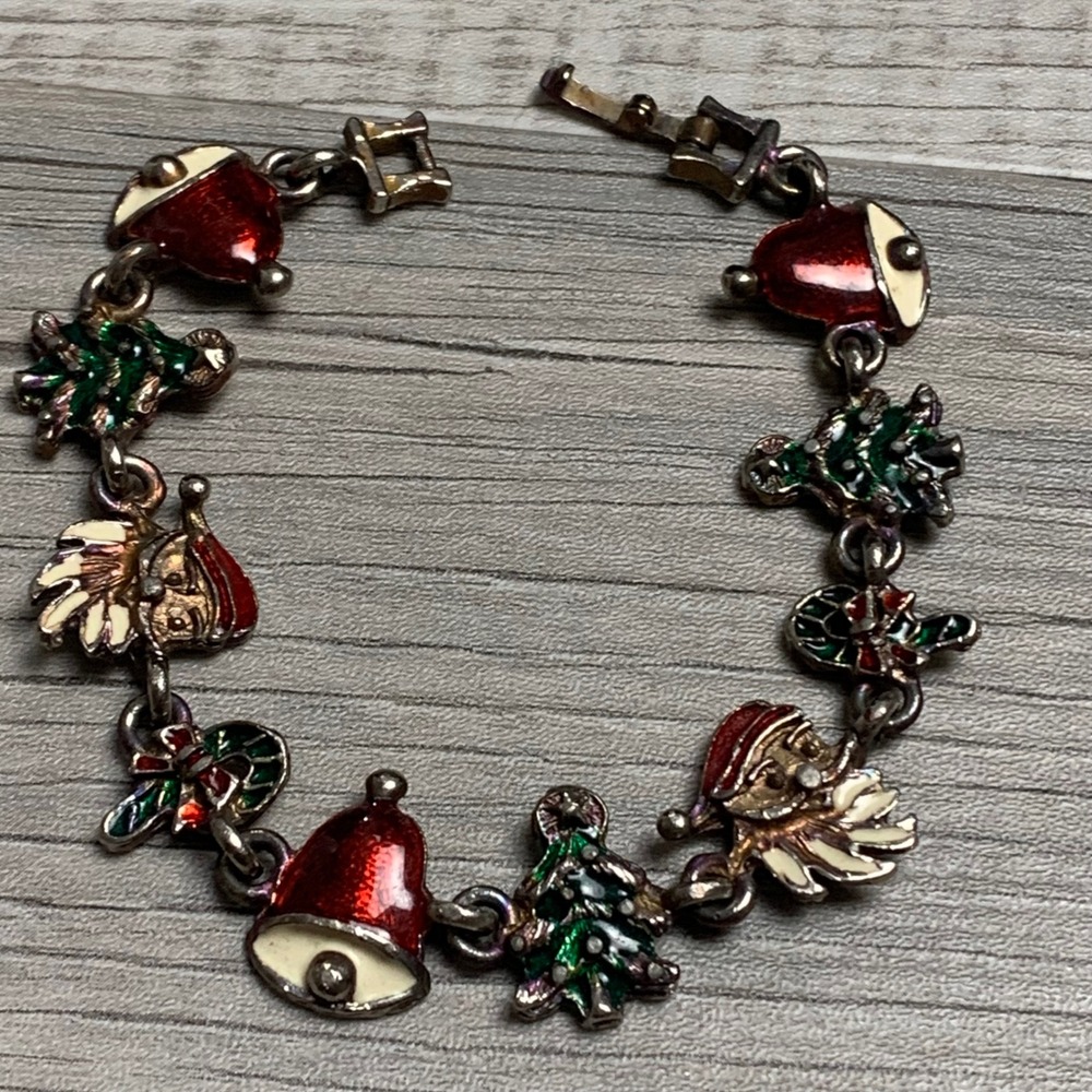 Vintage Christmas Charm Bracelet Enameled Santa Tree Bell Silver Tone 7.5 Inch